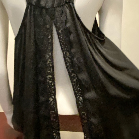 Ladies Summer Top Do + Be. Size Medium Color Black - Picture 3 of 4